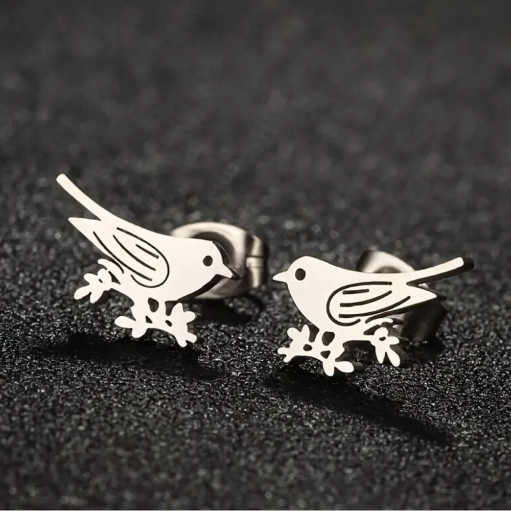 Brand New Adorable Stainless Steel Dove Earrings